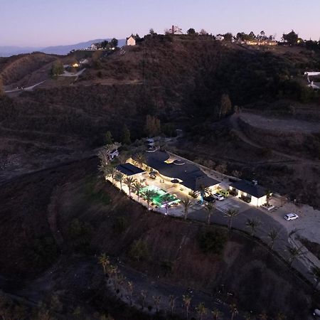 Iron Mansion Private Resort-Event Space 12000 Ft! Temecula Dış mekan fotoğraf